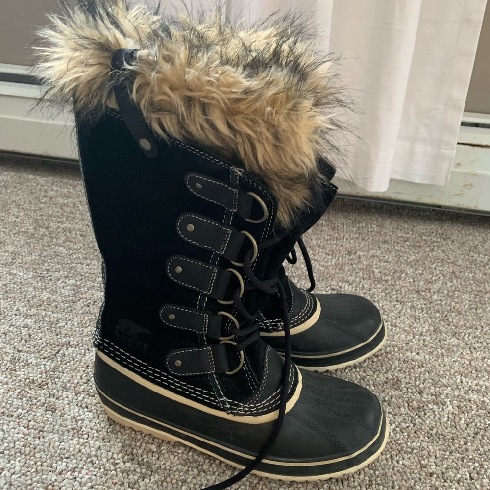 Sorel Joan of arctic winter boots